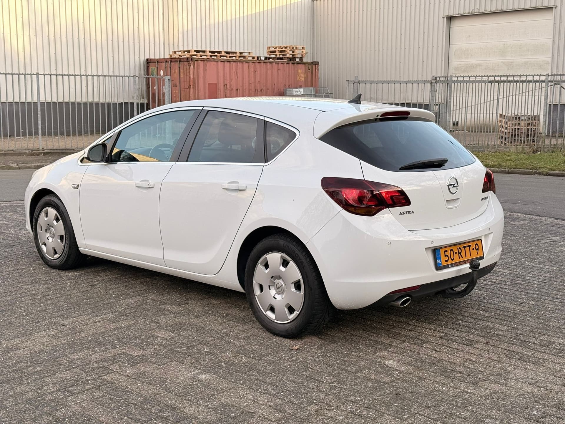 Opel Astra 1.4 Turbo Cosmo 5 deurs trekhaak 2011 foto 7