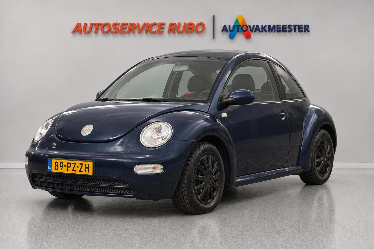 Volkswagen New Beetle 1.6 84069 NAP! 2005 foto 9