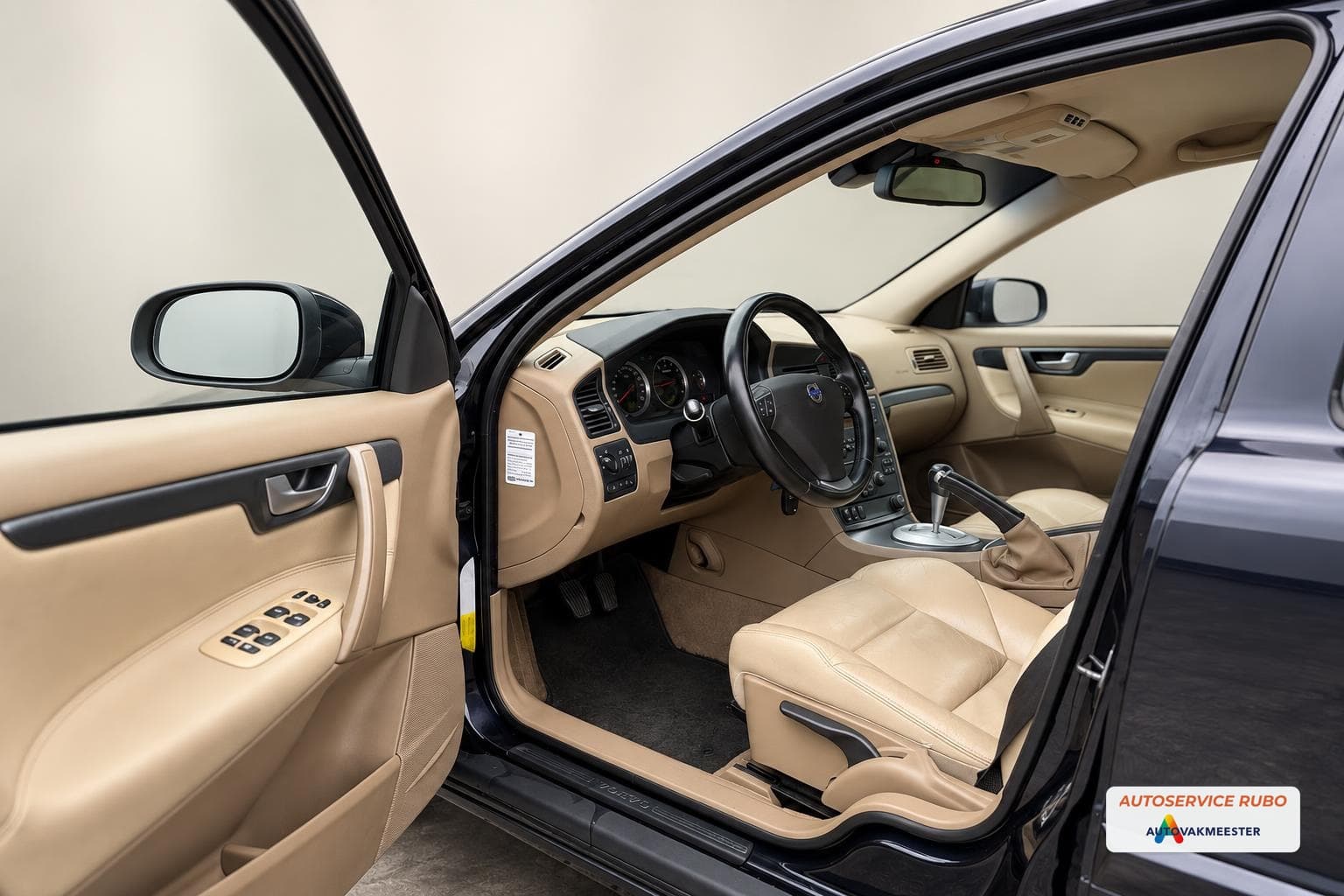 Volvo S60 2.4 Kinetic super staat! 2007 foto 8