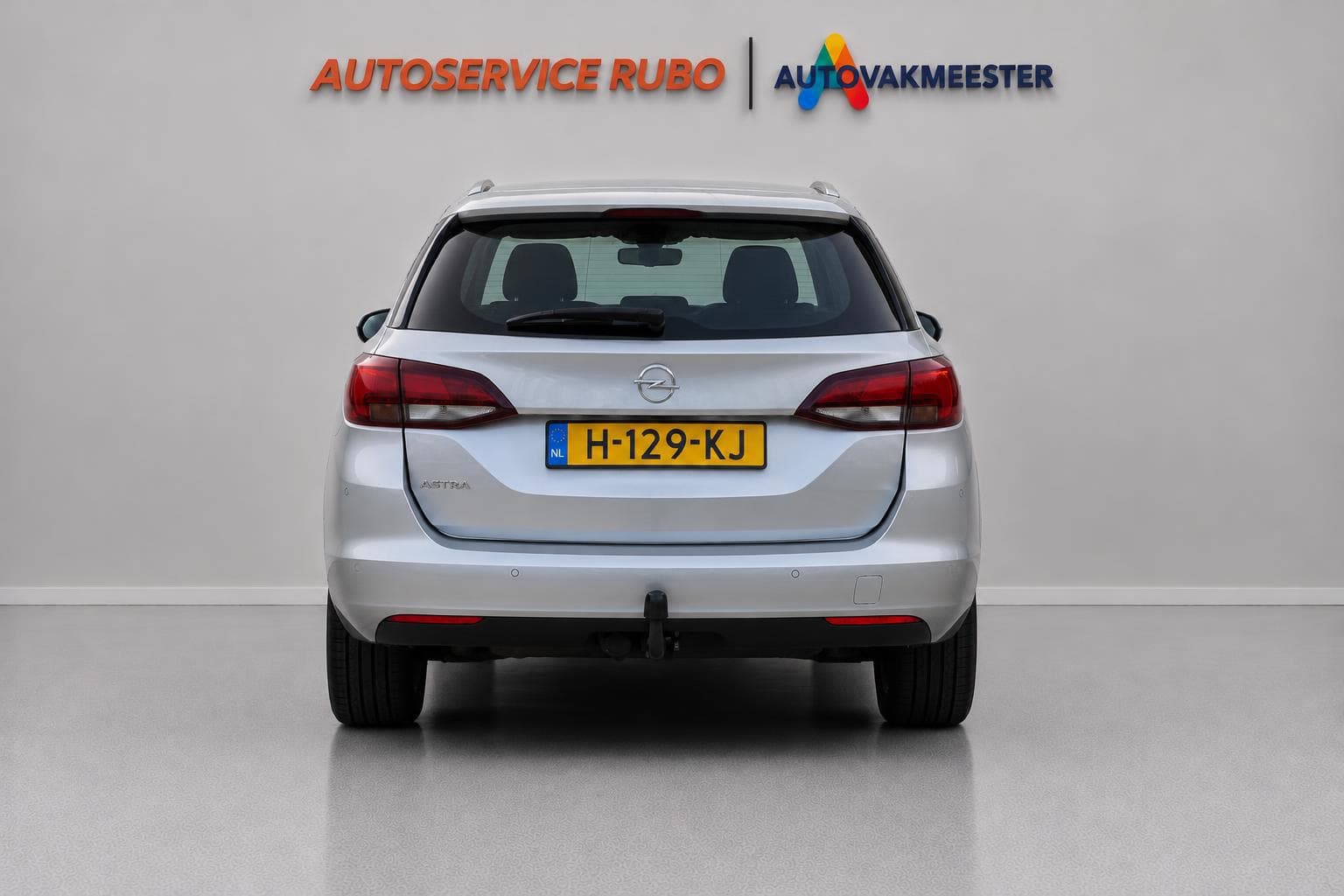 Opel Astra Sports Tourer 1.2 Launch Edition 2020 foto 4