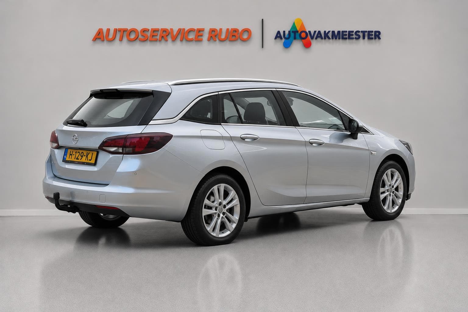 Opel Astra Sports Tourer 1.2 Launch Edition 2020 foto 5